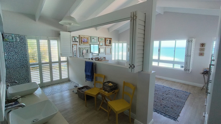4 Bedroom Property for Sale in Dana Bay Western Cape